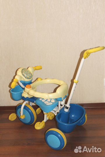 Велосипед каталка детский с ручкой