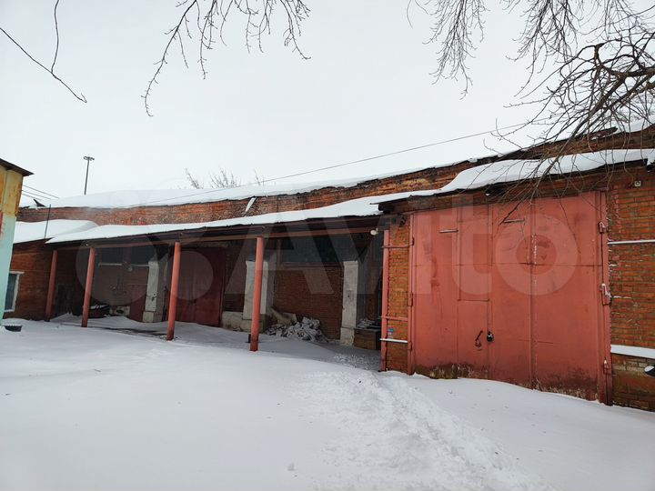 Склад, 990 м²