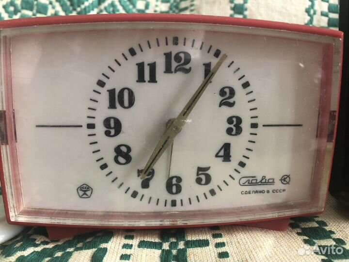 Лот советских будильников