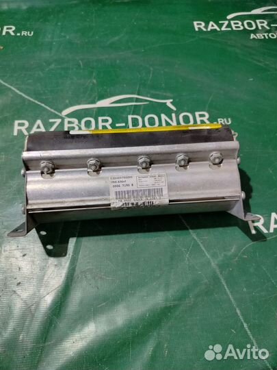 Подушка безопасности пассажирская (в торпедо) Merc