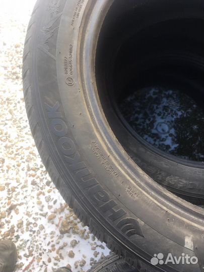 Hankook Winter I'Cept Evo2 W320A SUV 275/45 R19