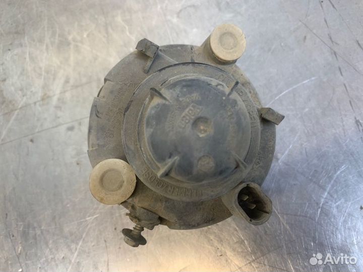 Фара противотуманная передняя правая Renault