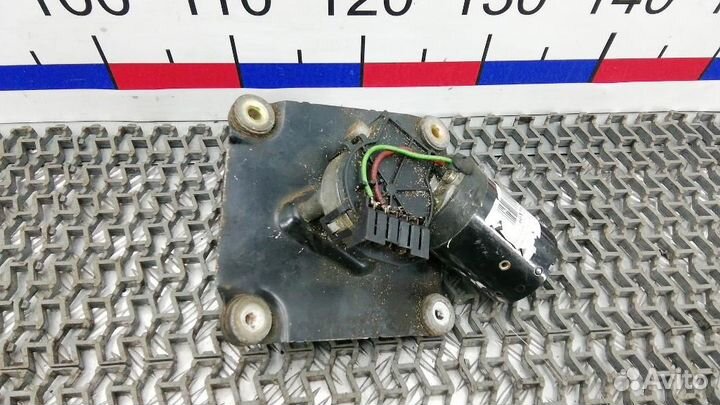 Моторчик стеклоочистителя передний Volvo V40