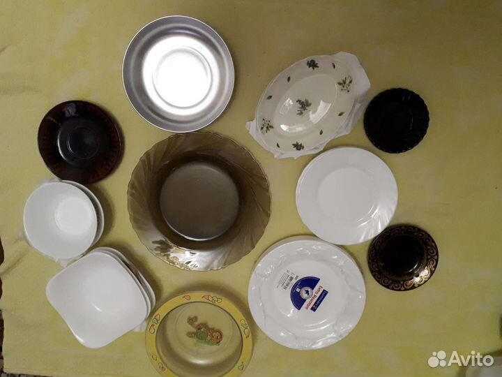 Тарелки белые люминак Молочник Все для чая