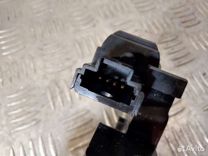 Замок багажника Renault Clio 2 3 Modus1