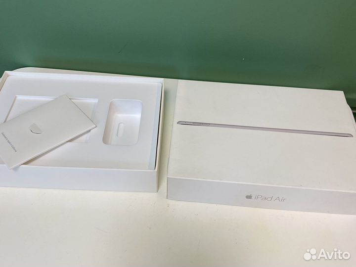 Коробка от iPad air wi-fi cellular 64gb silver