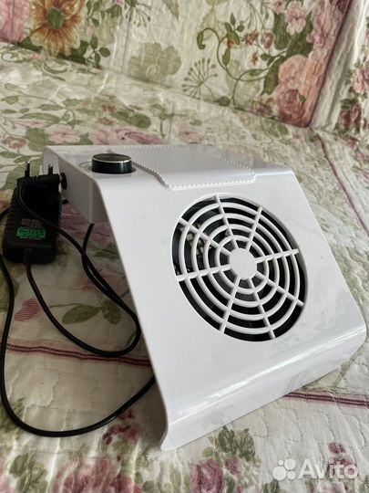 Пылесос для маникюра