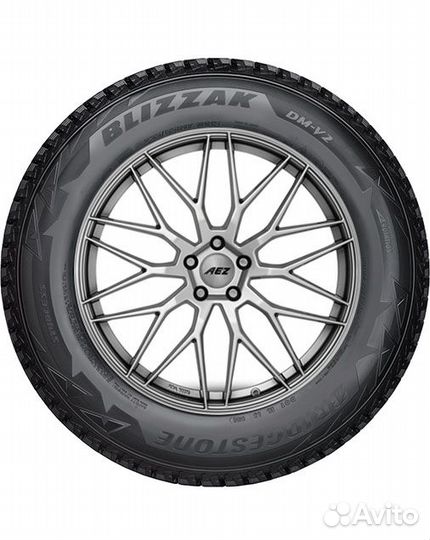 Bridgestone Blizzak DM-V2 275/50 R22 111T