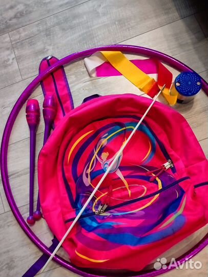 Булавы, лента, рюкзак для гимнастики