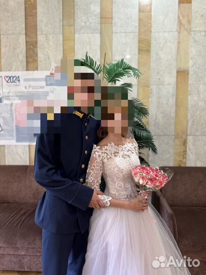 Свадебное платье 42 44 бу