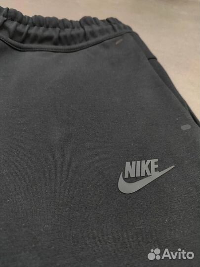 Шорты Nike Tech Fleece