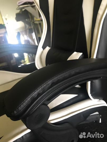 Компьютерное кресло новое