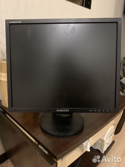 Монитор Samsung syncmaster 940n