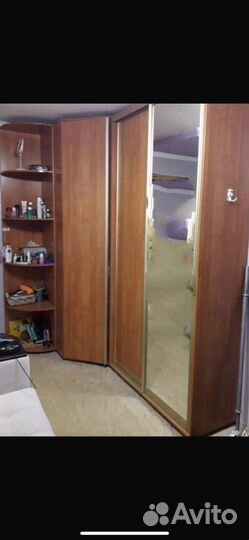 Шкаф