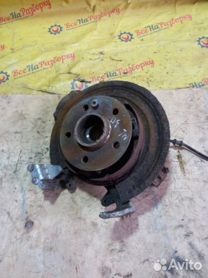 Кулак задний правый Mercedes Ml 320 W 163 1.9 1998