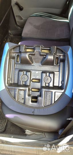 Детское кресло бустер