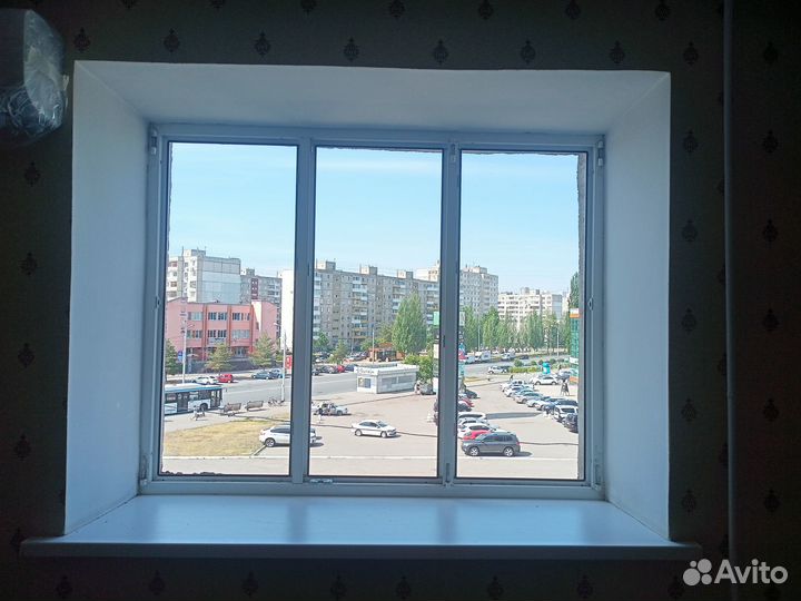 Пластиковые конструкции (балконные двери, окна)