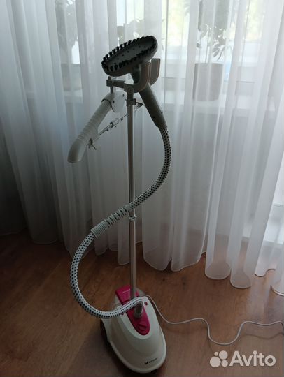 Отпариватель для одежды вертикальный