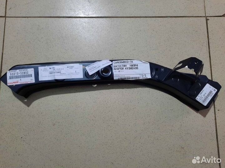 Суппорт фары передний правый Toyota Camry V70/V75