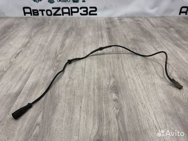 Датчик abs задний правый Renault Megane 3 K4M838