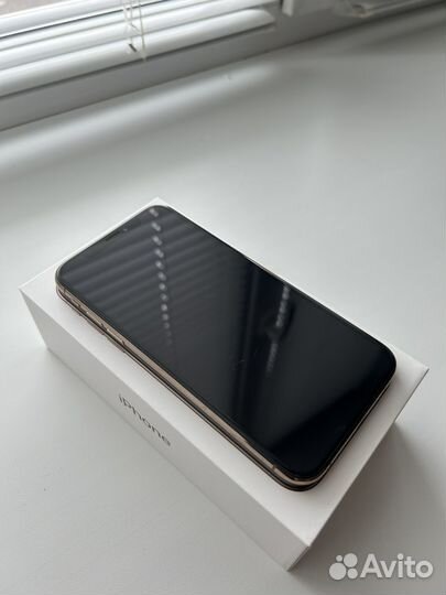 iPhone Xs, 64 ГБ