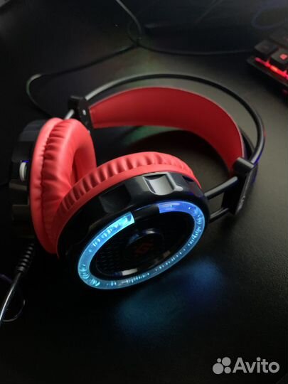 Игровой набор \ Клавиатура+мышь+коврик+ наушники