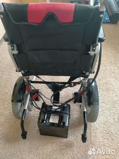 Кресло-коляска для инвалидов