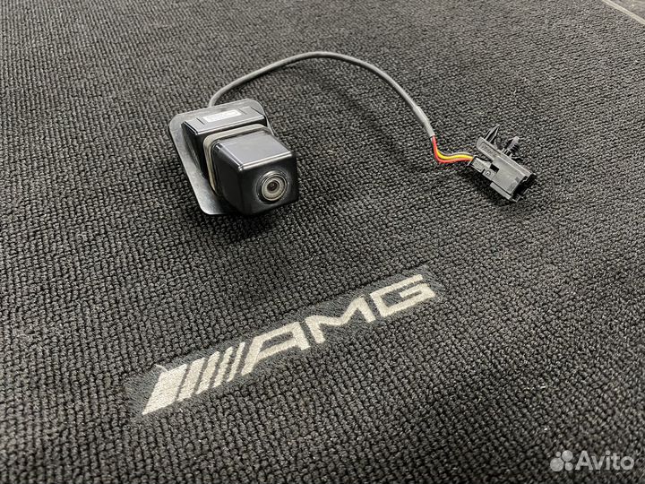 Камера заднего вида Mercedes Benz W212 оригинал