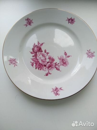 Блюдо и тарелки для десерта немецкие. Новые