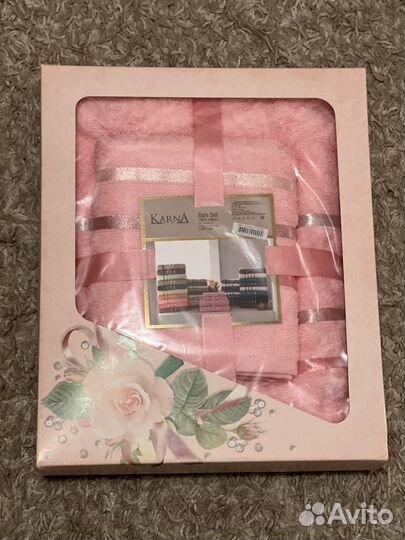 Полотенца подарочный набор