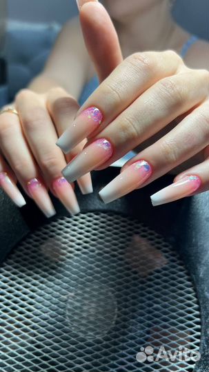 Мастер маникюра и педикюра