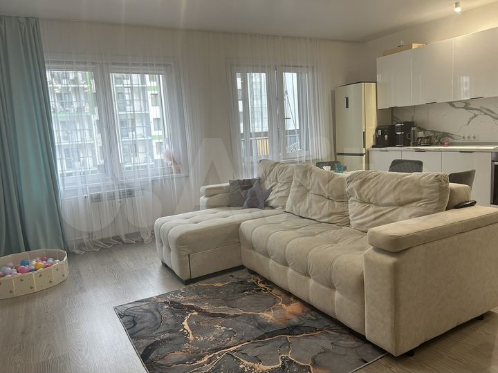 3-к. квартира, 77 м², 5/9 эт.