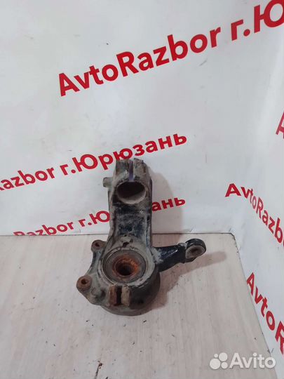 Поворотный кулак правый Citroen C3 Picasso