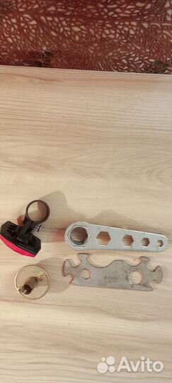 Ключи для велосипеда и