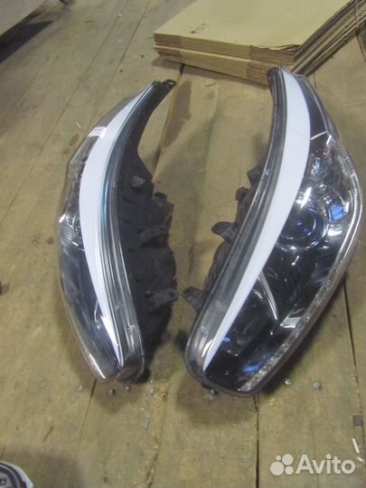 Kia ceed фара левая правая ксенон