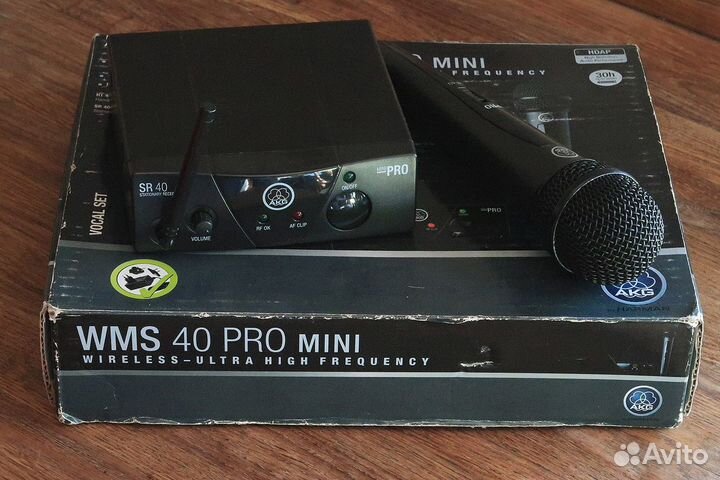 Микрофон AKG wms 40 mini