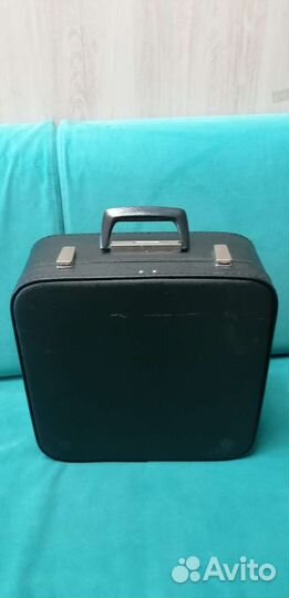 Печатная машинка erika пишущая 1970-х годов