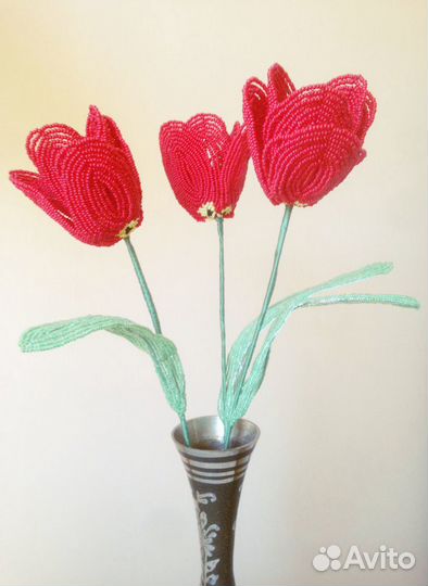 Тюльпаны,нарцисы,крокусы,подснежники из бисера