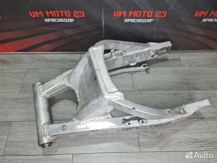 Маятник Suzuki gsx-r 750 k1 k2 k3