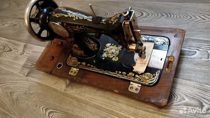 Швейная машинка