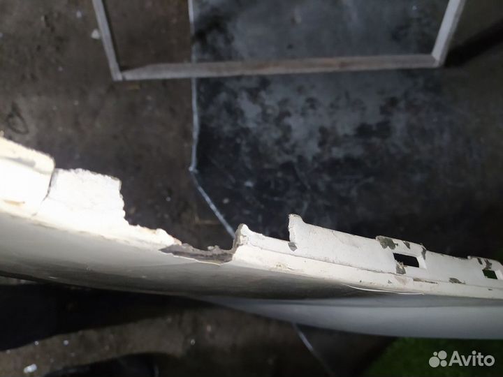 Бампер задний Renault Logan