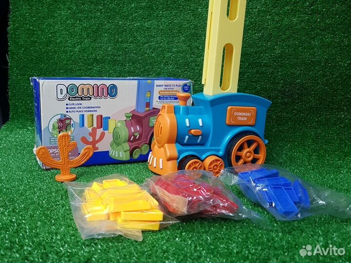 Паровозик Домино со светом и звуком