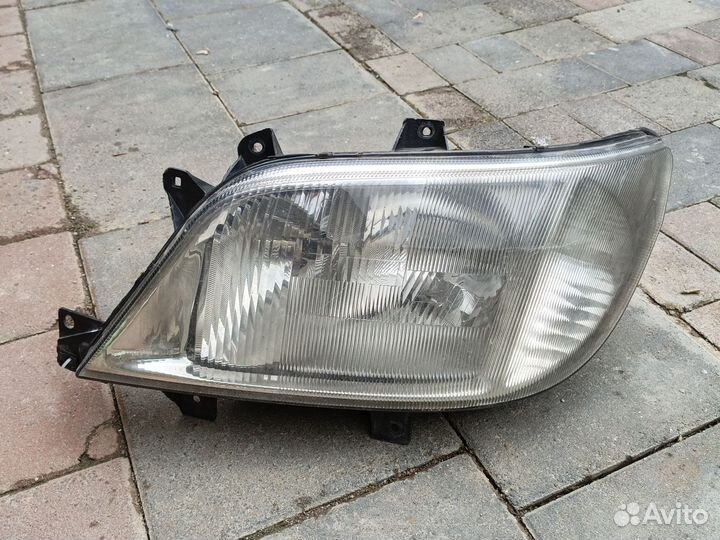 Фары Mercedes Sprinter 2002г. 150532-00 RE бу