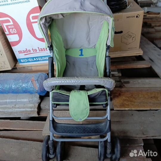 Прогулочная коляска