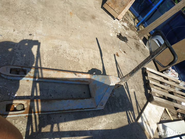 Рохля гидравлическая тележка 2.5 тоны