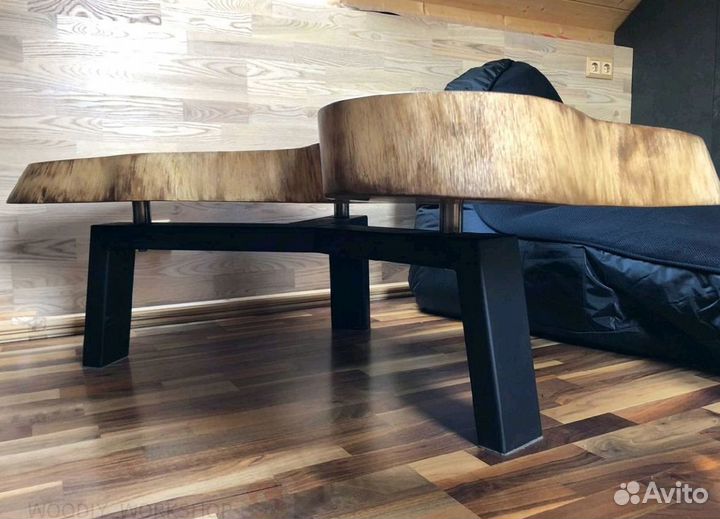 Стол из слэба суара