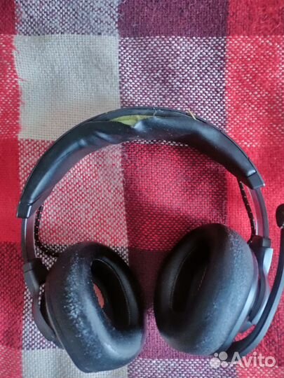 Наушники JBL Quantum 800