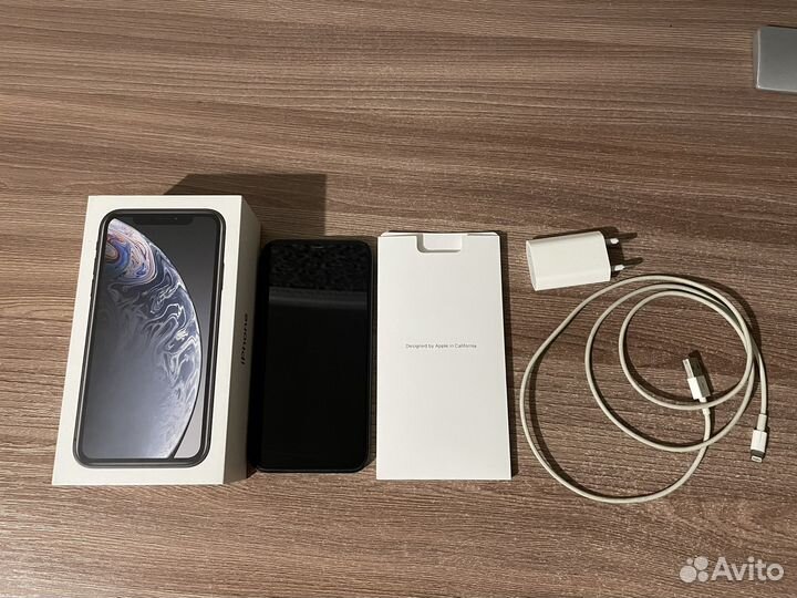 iPhone Xr, 64 ГБ