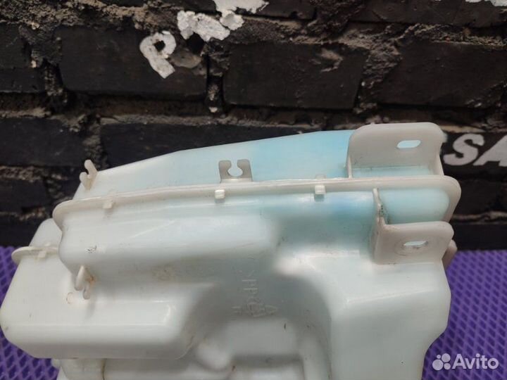 Бачок омывателя Mitsubishi Outlander GG2W-0100934