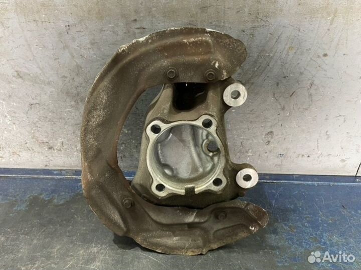 Кулак поворотный передний левый Bmw 1 F20